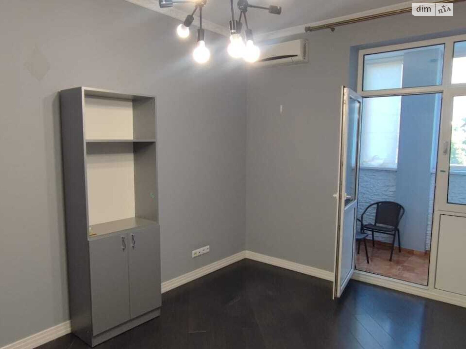 Аренда офисного помещения в Киеве, Павла Тычины проспект 18Б, помещений - 4, этаж - 3 фото 1 Аренда офисного помещения в Киеве, Павла Тычины проспект 18Б, помещений - 4, этаж - 3 фото 1