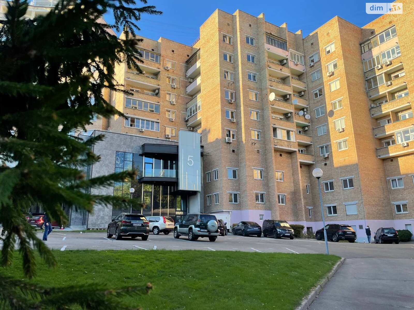 Аренда офисного помещения в Киеве, Большая Васильковская улица 9/2, помещений - 4, этаж - 3 фото 1 Аренда офисного помещения в Киеве, Большая Васильковская улица 9/2, помещений - 4, этаж - 3 фото 1