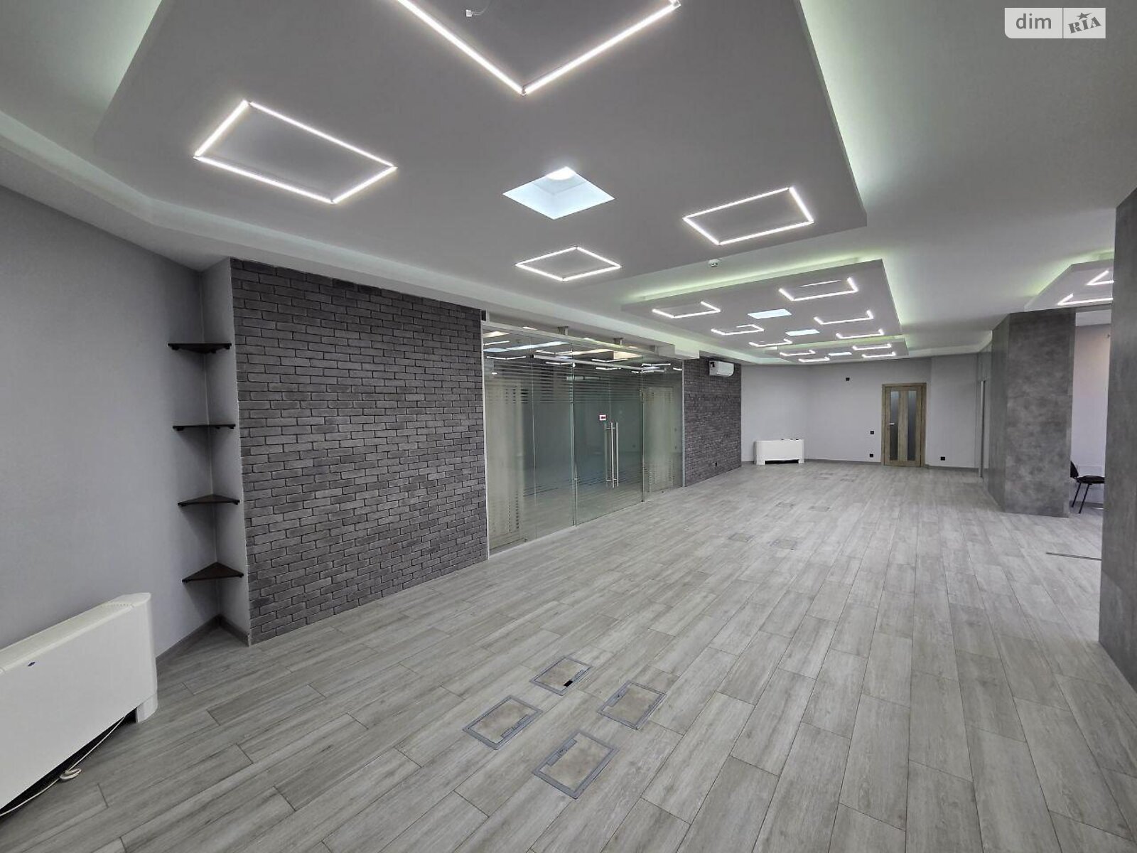 Аренда офисного помещения в Киеве, Большая Васильковская улица 72, помещений - 8, этаж - 10 фото 1