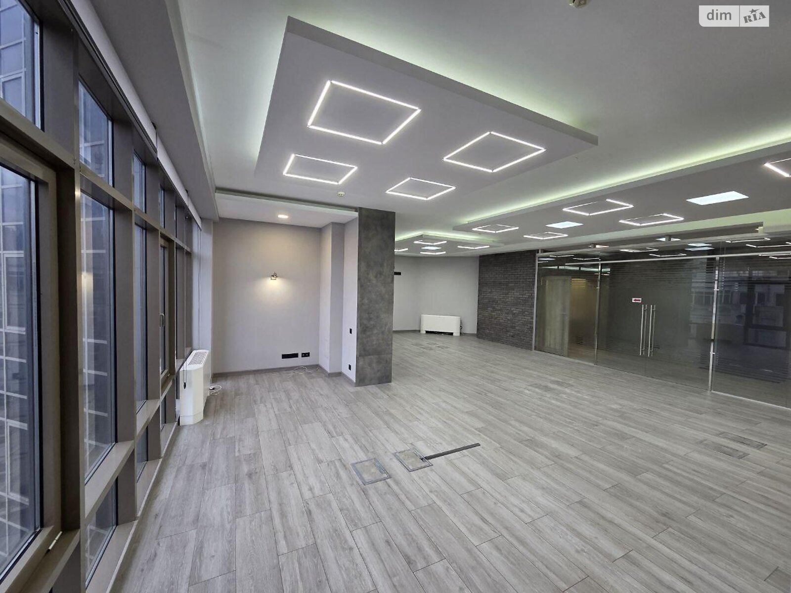 Аренда офисного помещения в Киеве, Большая Васильковская улица 72, помещений - 8, этаж - 10 фото 1