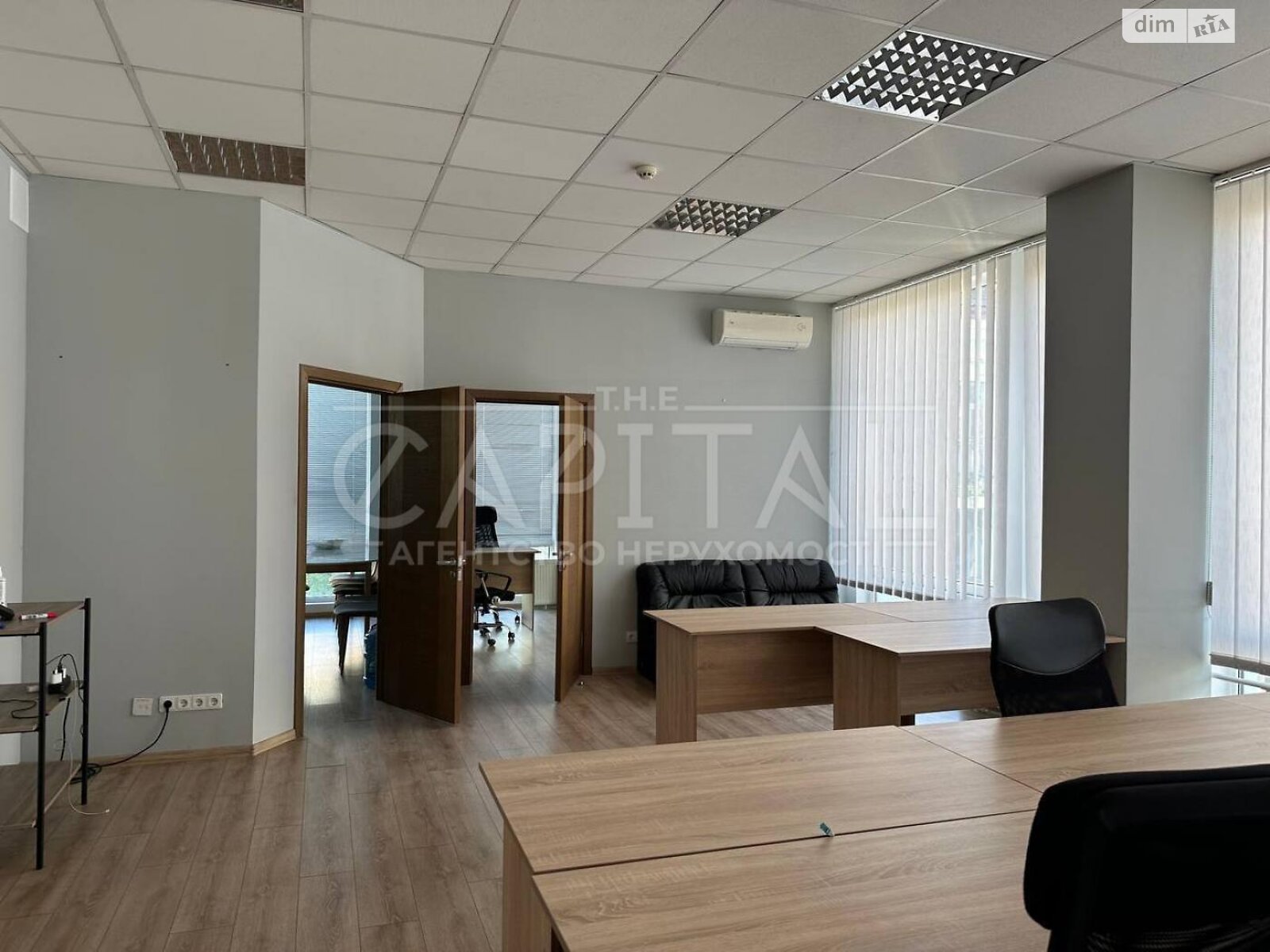 Аренда офисного помещения в Киеве, Эспланадная улица 20, помещений - 2, этаж - 4 фото 1