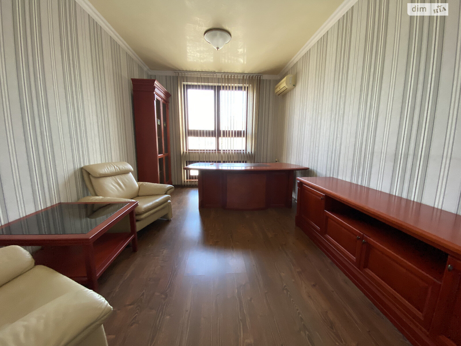 Аренда офисного помещения в Киеве, Шота Руставели улица 44, помещений - 6, этаж - 6 фото 1