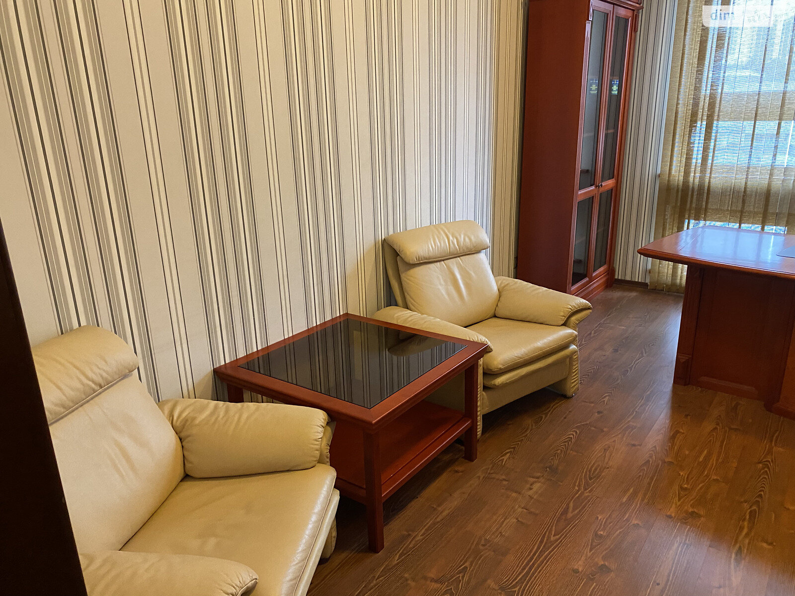 Аренда офисного помещения в Киеве, Шота Руставели улица 44, помещений - 6, этаж - 6 фото 1