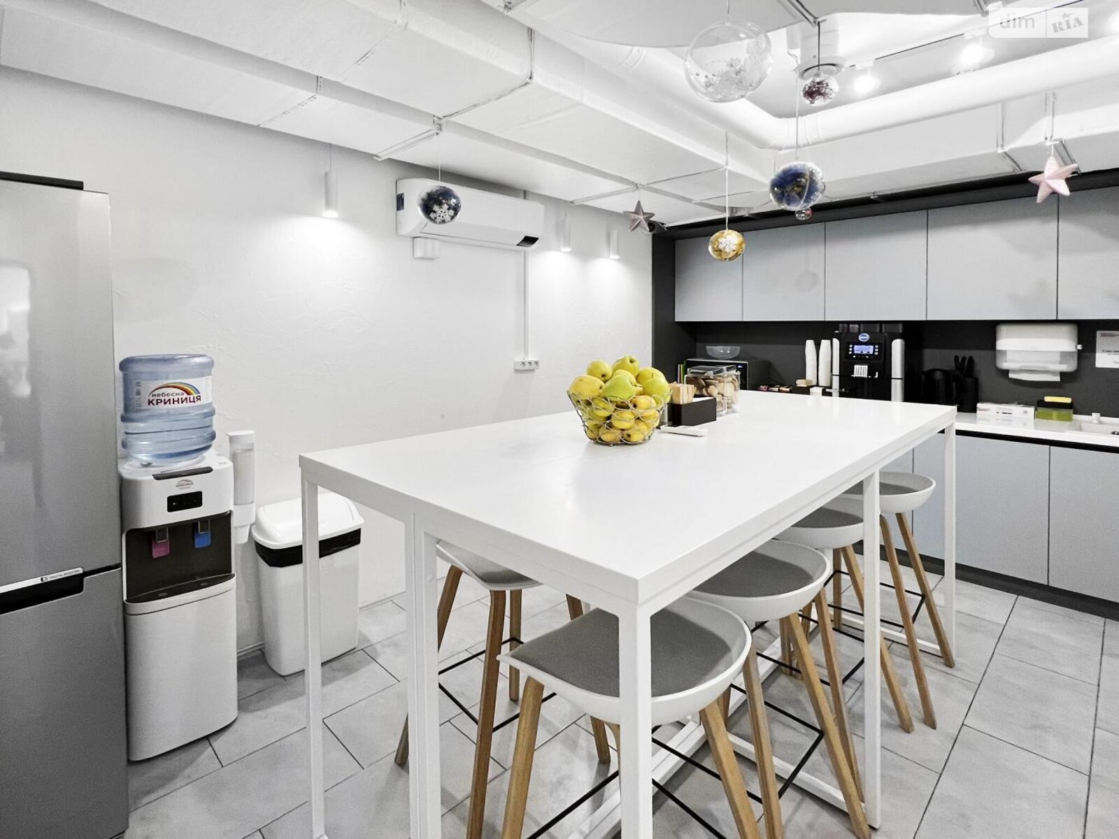 Аренда офисного помещения в Киеве, Шота Руставели улица, помещений - 1, этаж - 4 фото 1