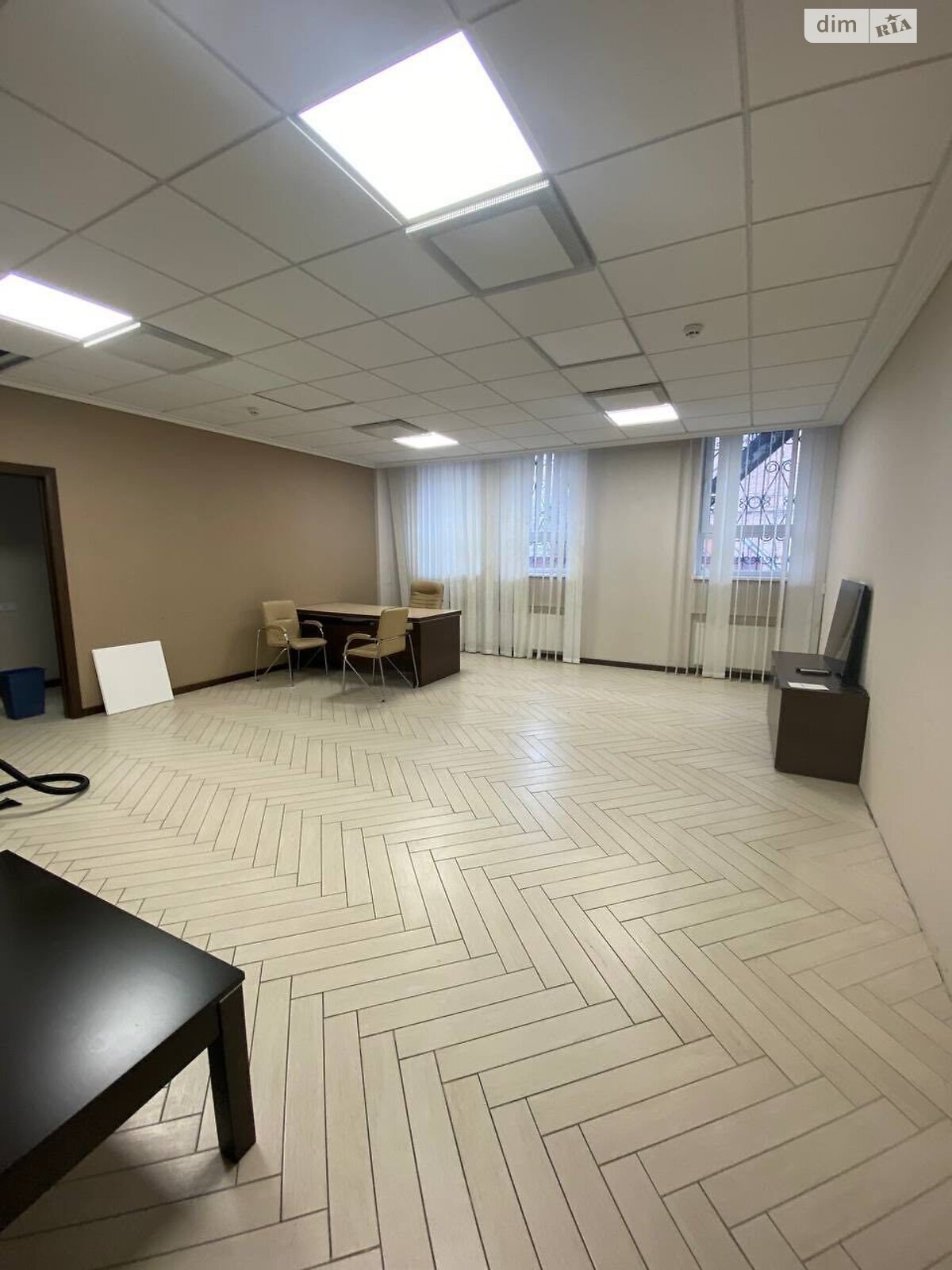 Аренда офисного помещения в Киеве, Шота Руставели улица 44, помещений - 4, этаж - 1 фото 1