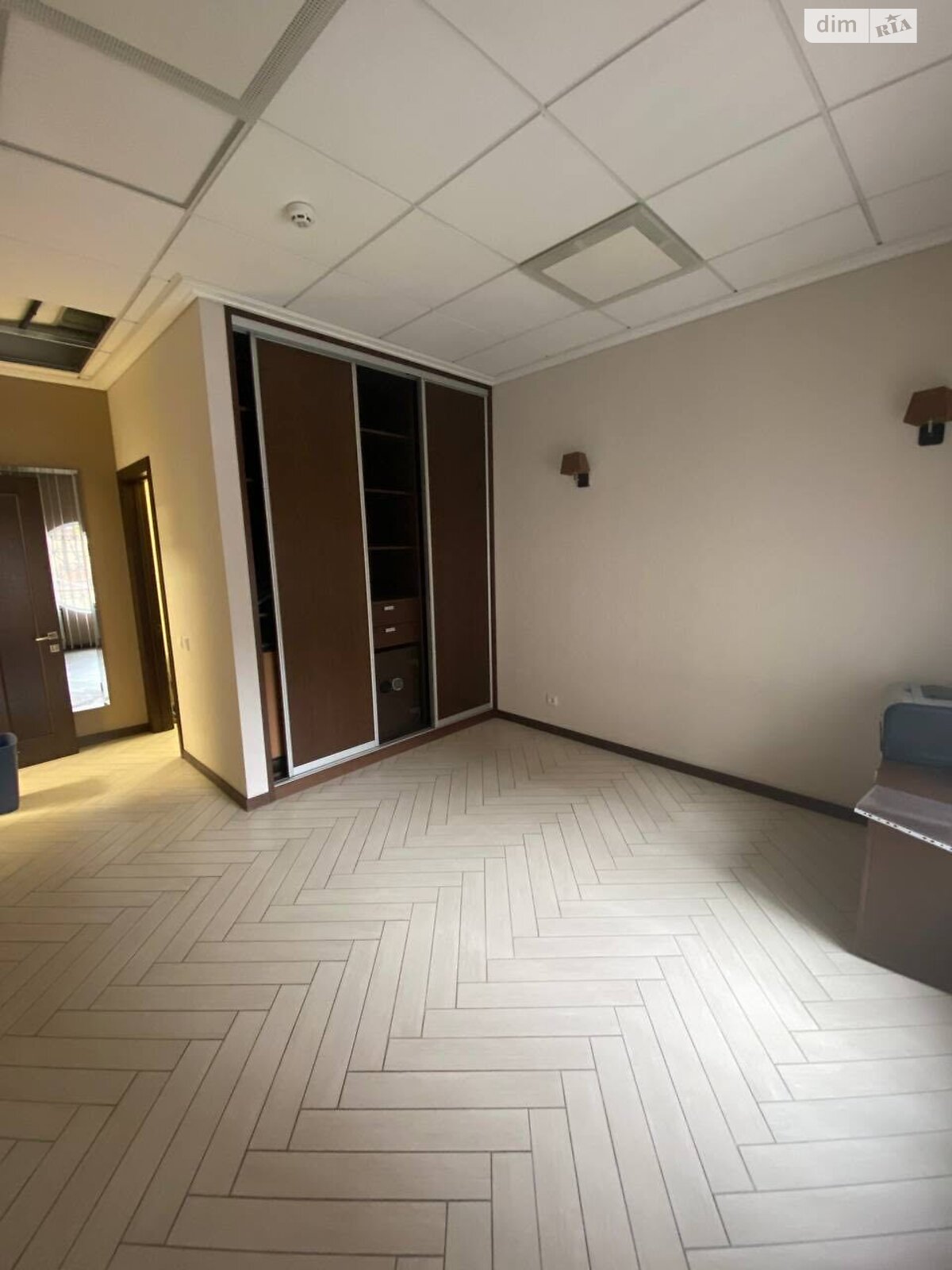 Аренда офисного помещения в Киеве, Шота Руставели улица 44, помещений - 4, этаж - 1 фото 1