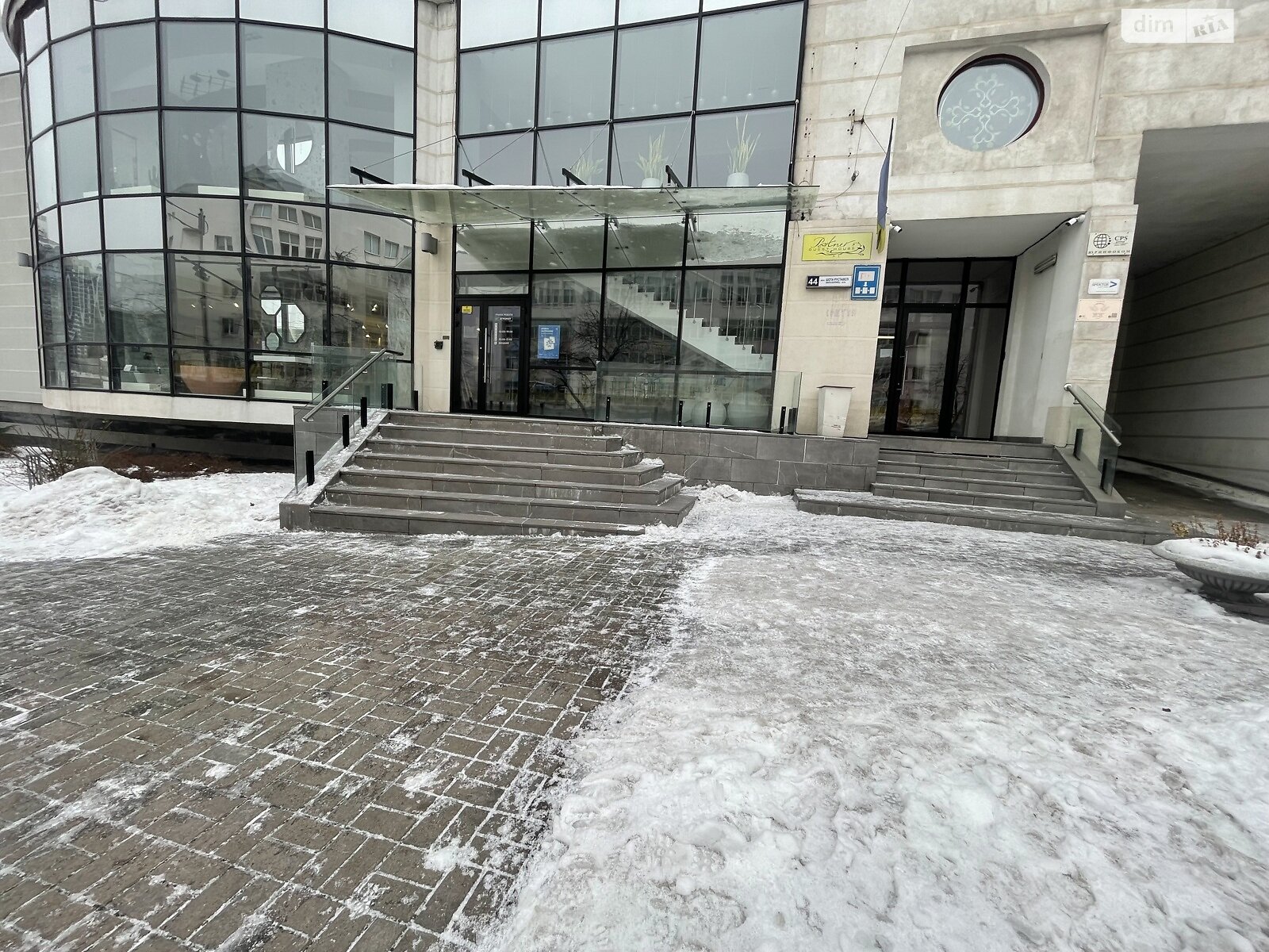 Аренда офисного помещения в Киеве, Шота Руставели улица 44, помещений - 4, этаж - 1 фото 1