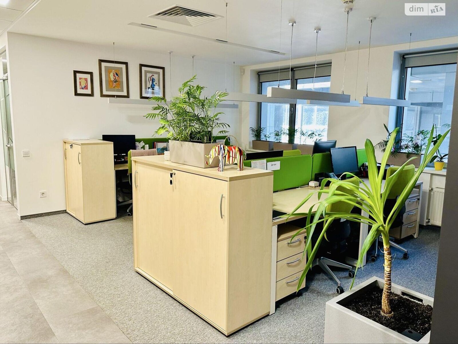 Оренда офісного приміщення в Києві, Спортивна площа 3В, приміщень - 8, поверх - 3 фото 1