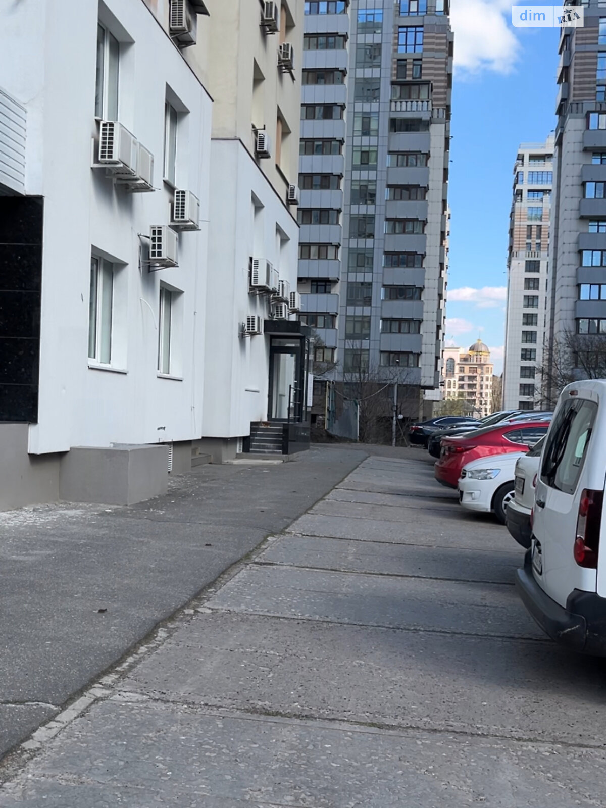 Аренда офисного помещения в Киеве, Андрея Верхогляда (Драгомирова) улица 4, помещений -, этаж - 1 фото 1 Аренда офисного помещения в Киеве, Андрея Верхогляда (Драгомирова) улица 4, помещений -, этаж - 1 фото 1
