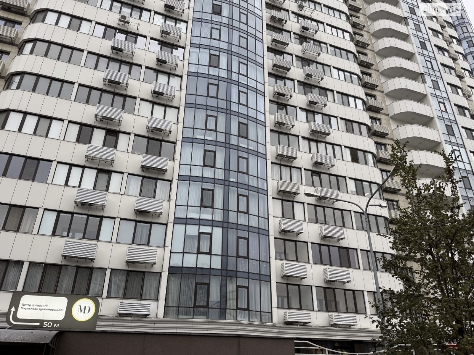 Оренда офісного приміщення в Києві, Андрія Верхогляда (Драгомирова) вулиця 2А, приміщень - 2, поверх - 21 фото 1 Оренда офісного приміщення в Києві, Андрія Верхогляда (Драгомирова) вулиця 2А, приміщень - 2, поверх - 21 фото 1