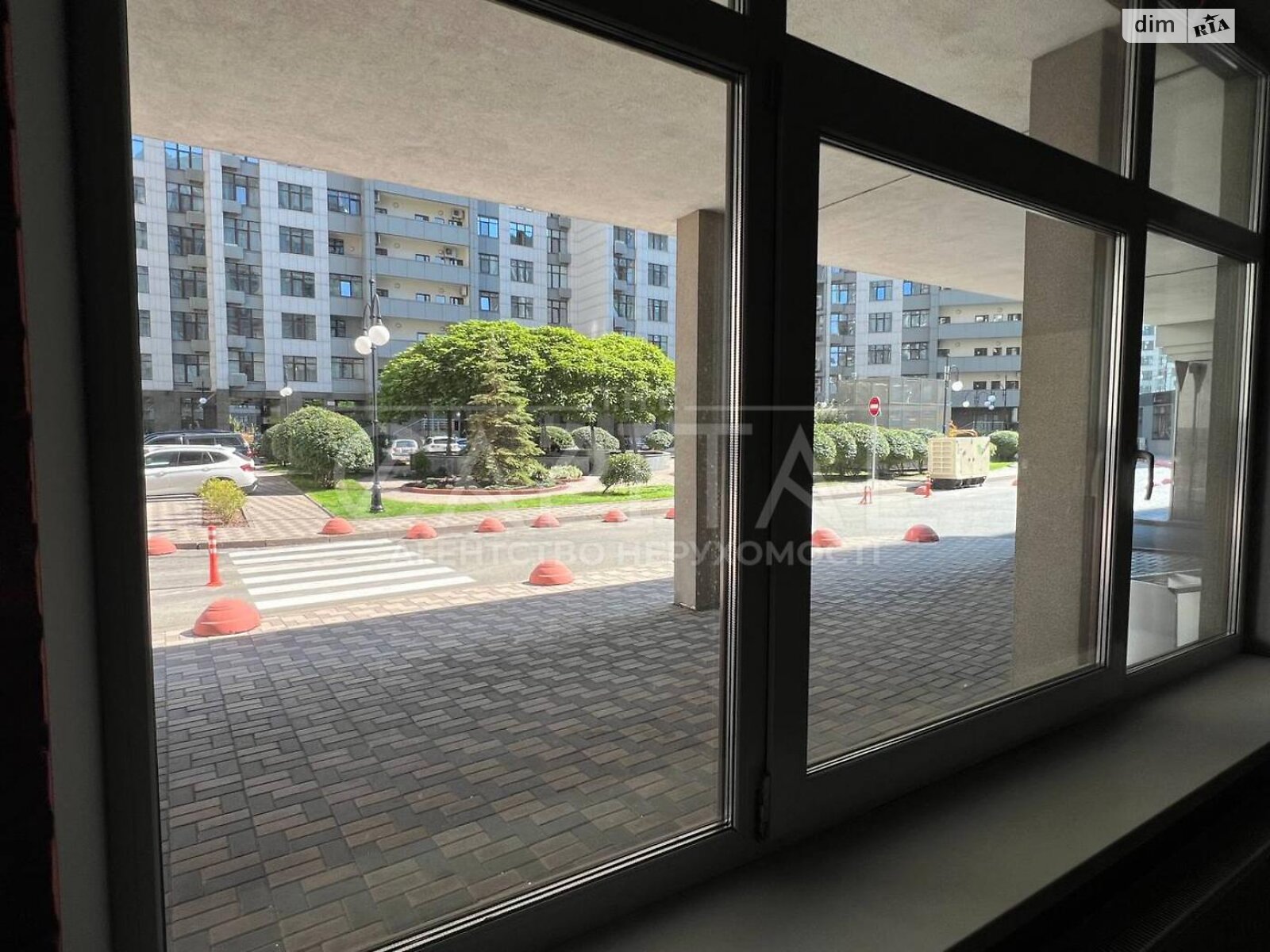 Оренда офісного приміщення в Києві, Андрія Верхогляда (Драгомирова) вулиця 18Б, приміщень - 3, поверх - 1 фото 1