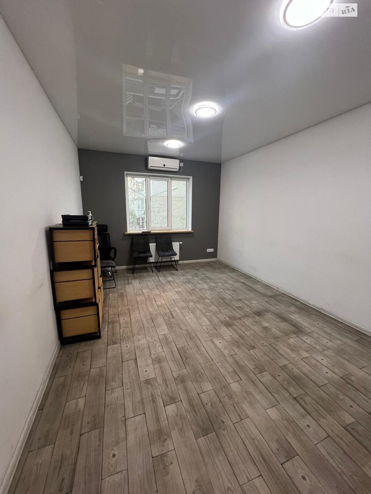 Аренда офисного помещения в Киеве, Андрея Верхогляда (Драгомирова) улица 2А, помещений - 4, этаж - 1 фото 1