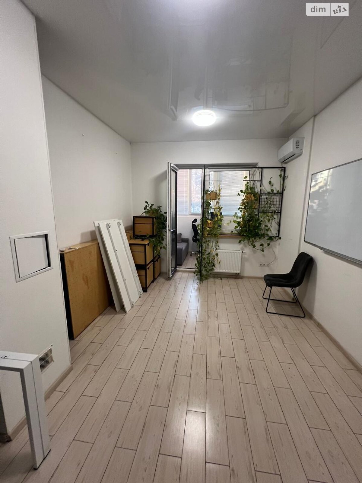 Аренда офисного помещения в Киеве, Андрея Верхогляда (Драгомирова) улица 2А, помещений - 4, этаж - 1 фото 1