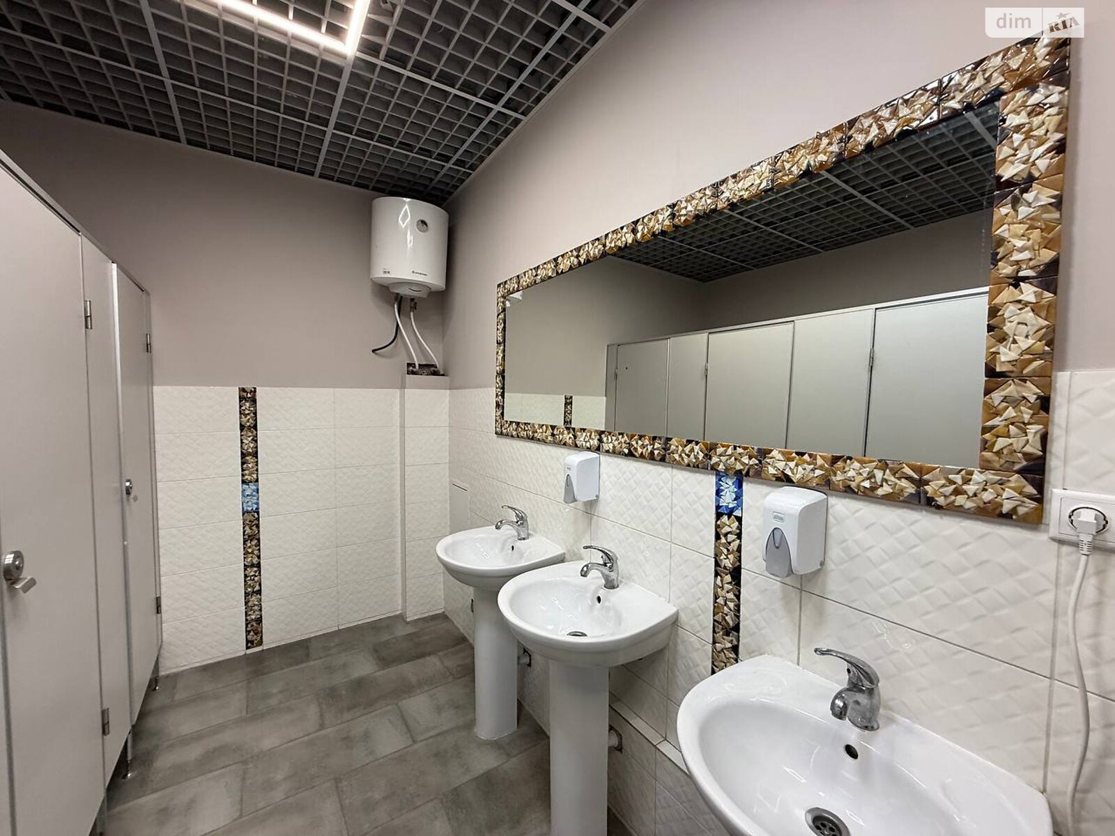 Аренда офисного помещения в Киеве, Ушинского улица 40, помещений - 2, этаж - 9 фото 1