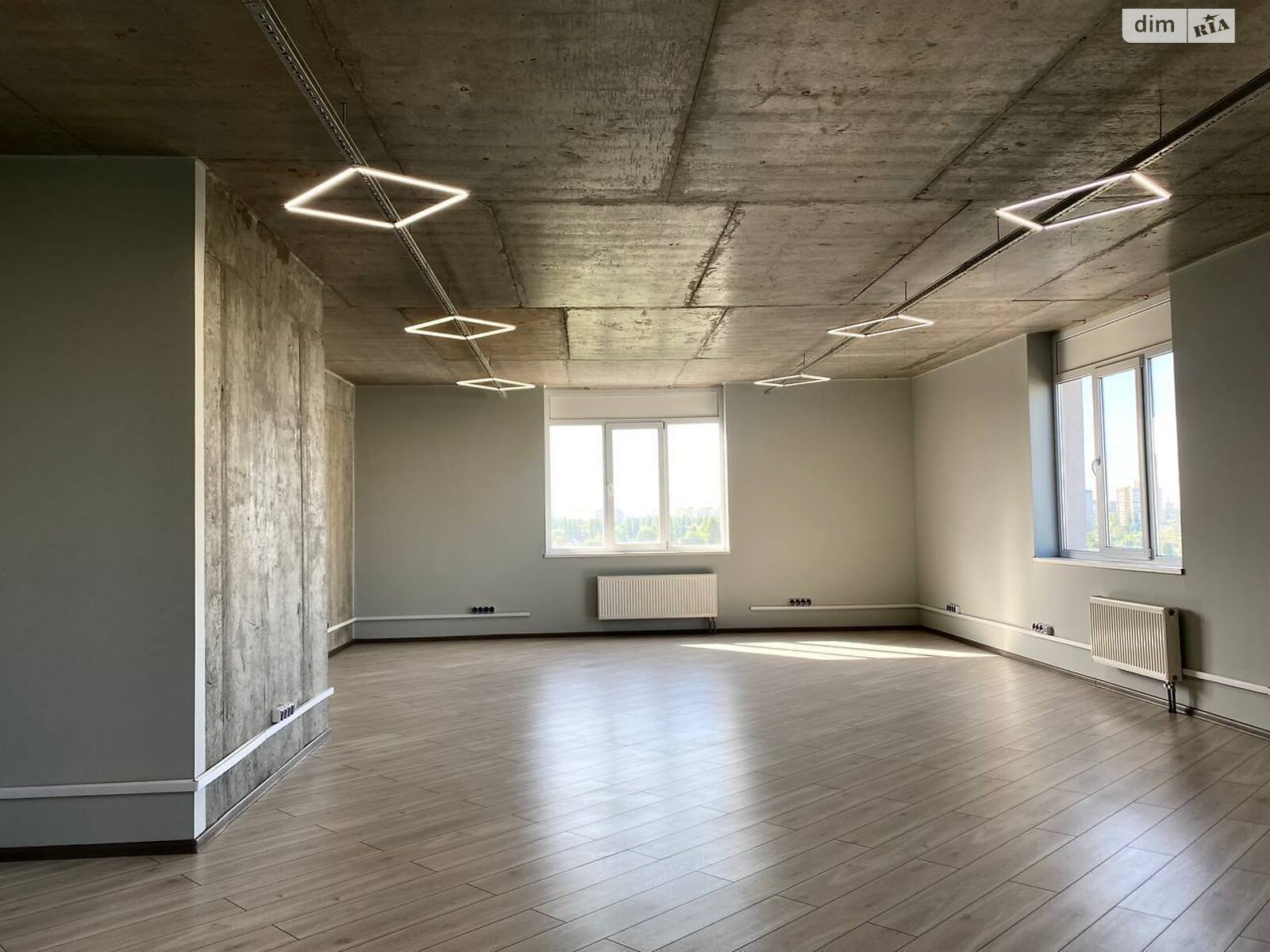 Аренда офисного помещения в Киеве, Ушинского улица 40, помещений - 14, этаж - 9 фото 1 Аренда офисного помещения в Киеве, Ушинского улица 40, помещений - 14, этаж - 9 фото 1