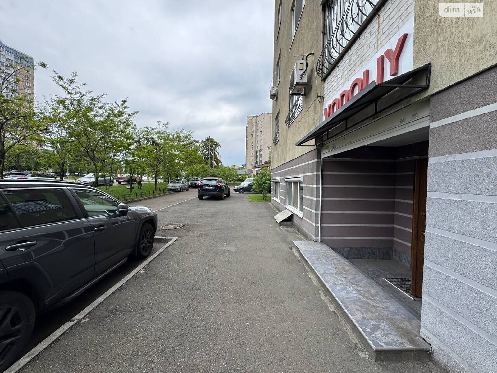 Аренда офисного помещения в Киеве, Харьковское шоссе 58, помещений - 5, этаж - 1 фото 1 Аренда офисного помещения в Киеве, Харьковское шоссе 58, помещений - 5, этаж - 1 фото 1
