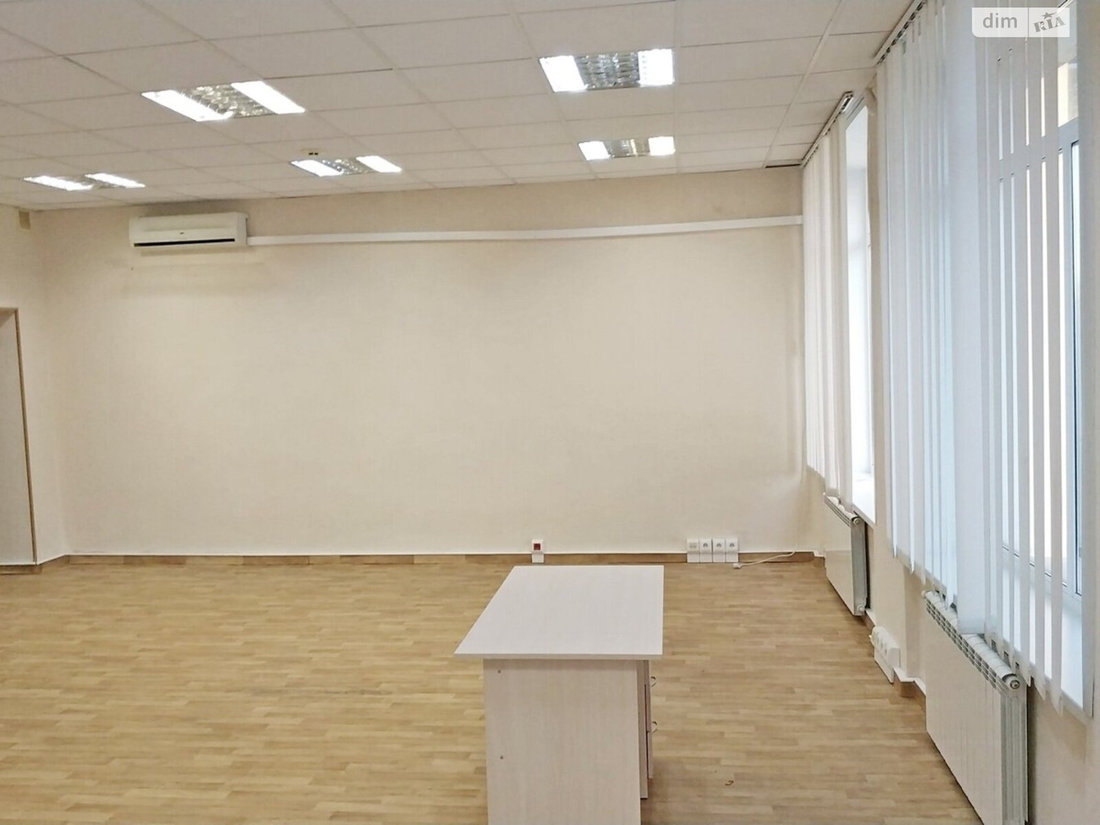 Аренда офисного помещения в Киеве, Мартовская улица, помещений - 2, этаж - 3 фото 1