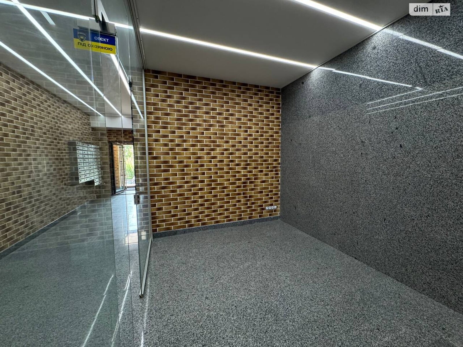 Аренда офисного помещения в Киеве, Центральная улица 21А, помещений - 1, этаж - 1 фото 1 Аренда офисного помещения в Киеве, Центральная улица 21А, помещений - 1, этаж - 1 фото 1