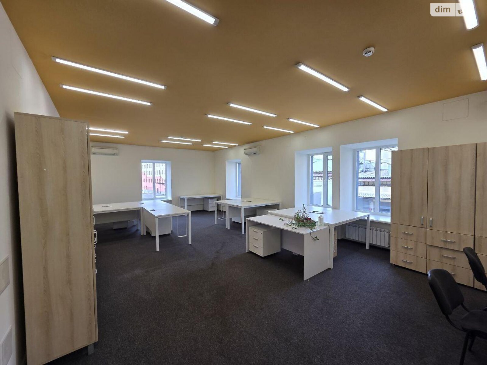 Аренда офисного помещения в Киеве, Науки проспект 1, помещений - 10, этаж - 2 фото 1 Аренда офисного помещения в Киеве, Науки проспект 1, помещений - 10, этаж - 2 фото 1