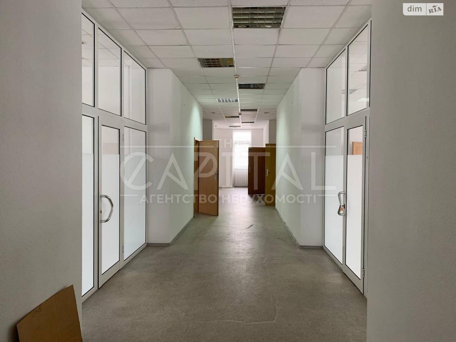 Аренда офисного помещения в Киеве, Винстона Черчилля, помещений - 10, этаж - 2 фото 1