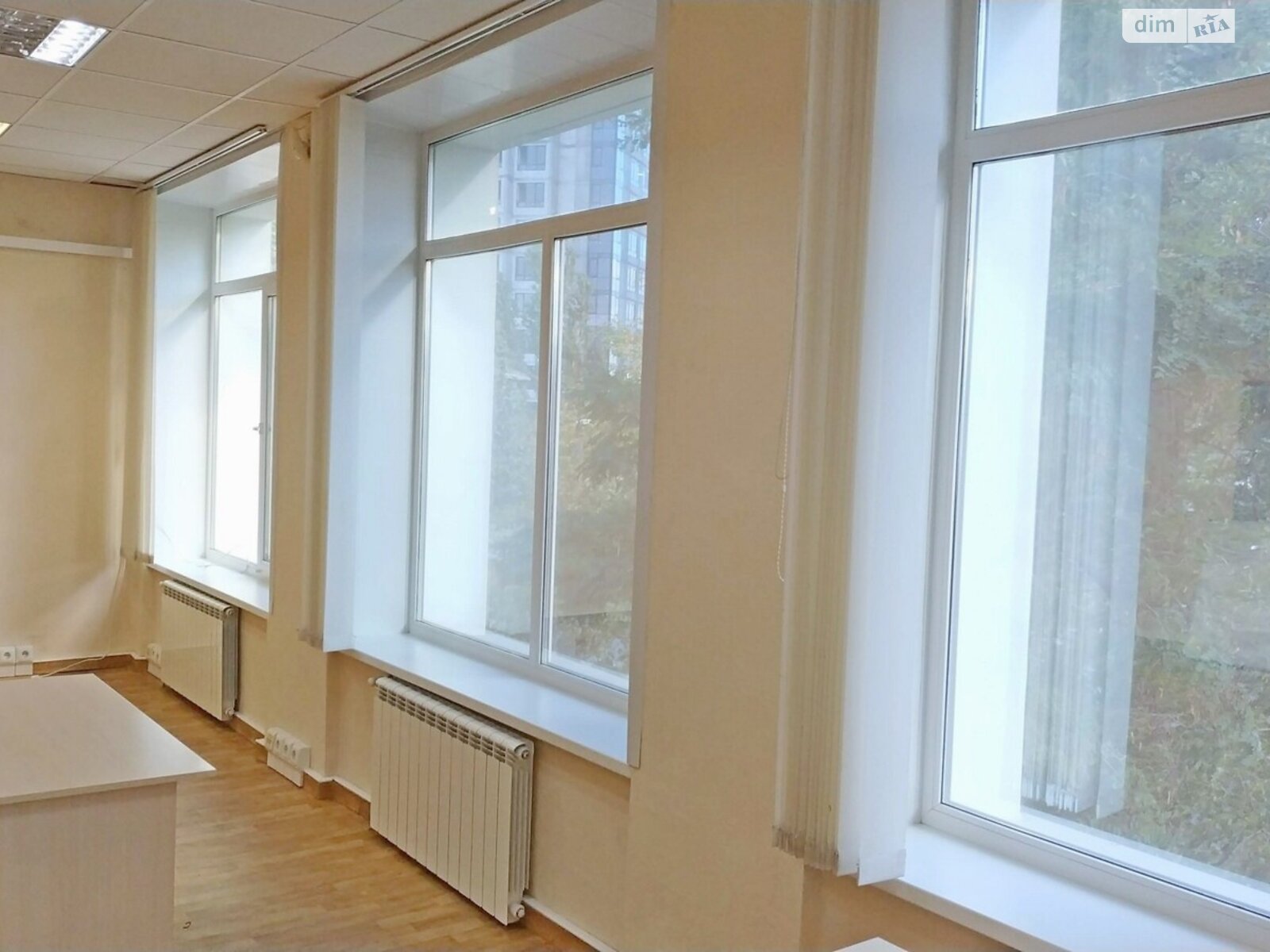Аренда офисного помещения в Киеве, Мартовская улица, помещений - 1, этаж - 3 фото 1