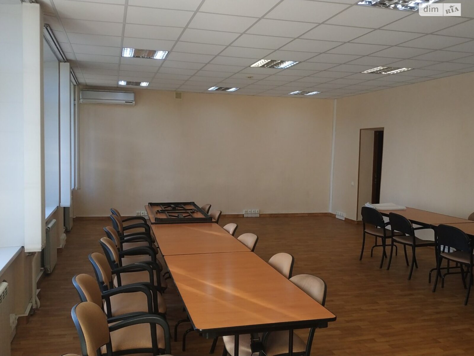 Оренда офісного приміщення в Києві, Березнева вулиця, приміщень - 1, поверх - 2 фото 1 Оренда офісного приміщення в Києві, Березнева вулиця, приміщень - 1, поверх - 2 фото 1