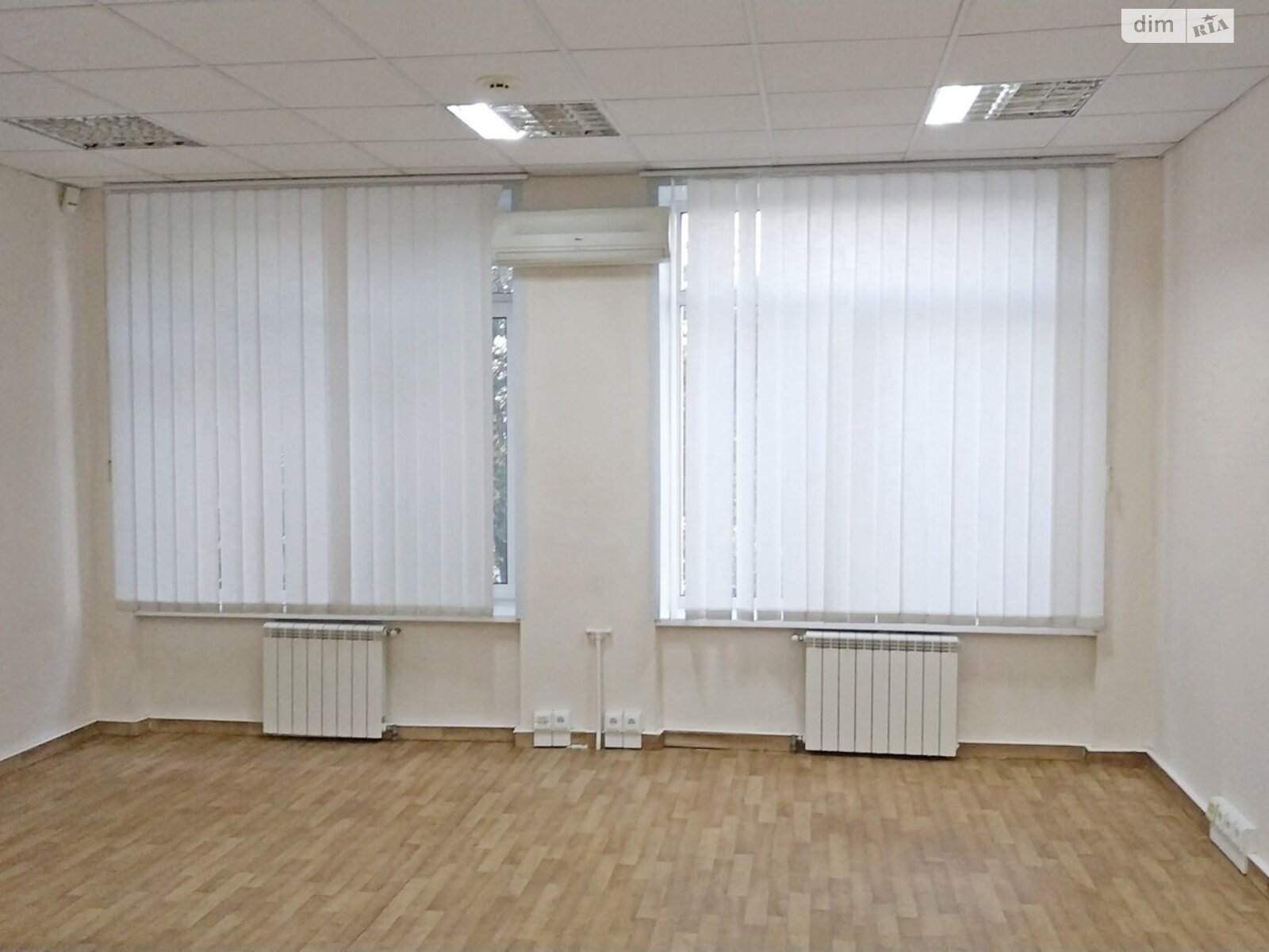 Оренда офісного приміщення в Києві, Березнева вулиця, приміщень - 2, поверх - 3 фото 1 Оренда офісного приміщення в Києві, Березнева вулиця, приміщень - 2, поверх - 3 фото 1