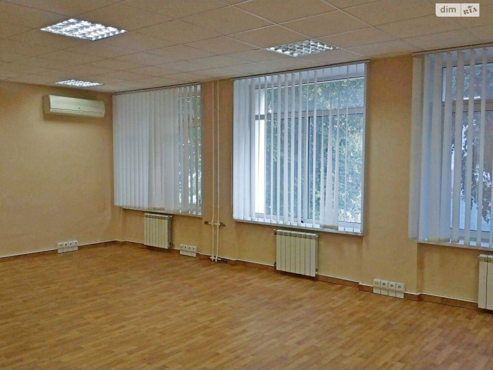 Оренда офісного приміщення в Києві, Березнева вулиця, приміщень - 1, поверх - 2 фото 1 Оренда офісного приміщення в Києві, Березнева вулиця, приміщень - 1, поверх - 2 фото 1