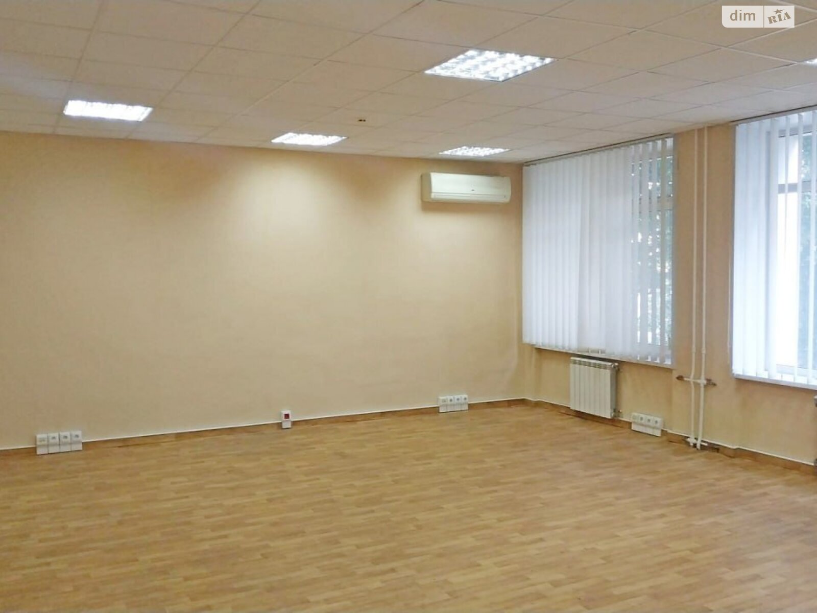 Оренда офісного приміщення в Києві, Березнева вулиця, приміщень - 1, поверх - 2 фото 1 Оренда офісного приміщення в Києві, Березнева вулиця, приміщень - 1, поверх - 2 фото 1