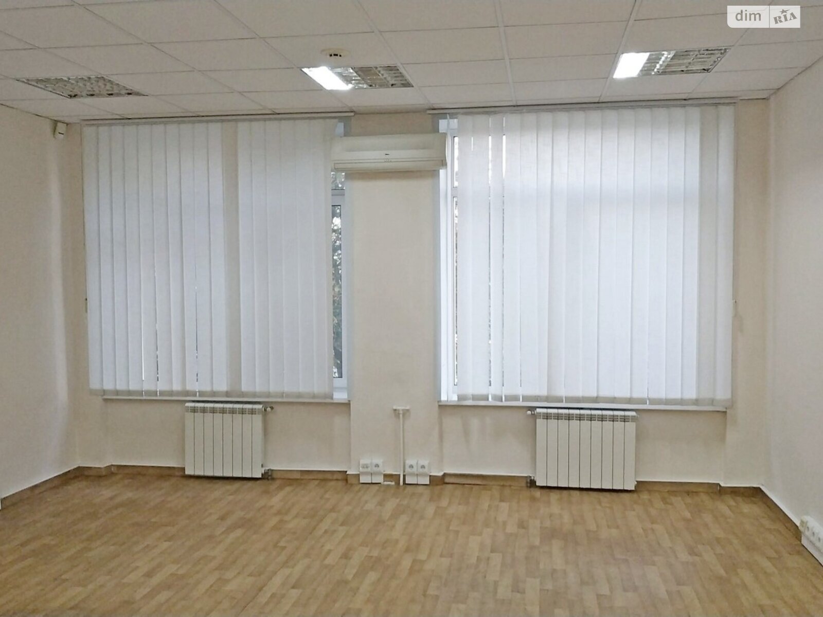 Оренда офісного приміщення в Києві, Березнева вулиця, приміщень - 3, поверх - 3 фото 1