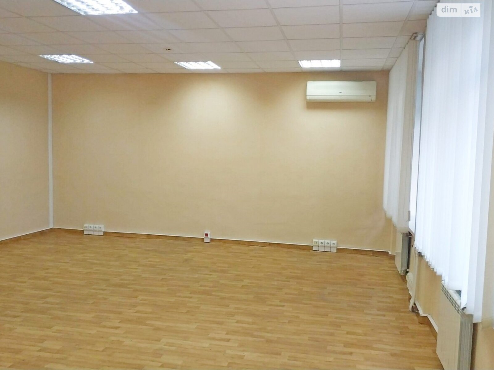 Оренда офісного приміщення в Києві, Березнева вулиця, приміщень - 1, поверх - 2 фото 1 Оренда офісного приміщення в Києві, Березнева вулиця, приміщень - 1, поверх - 2 фото 1