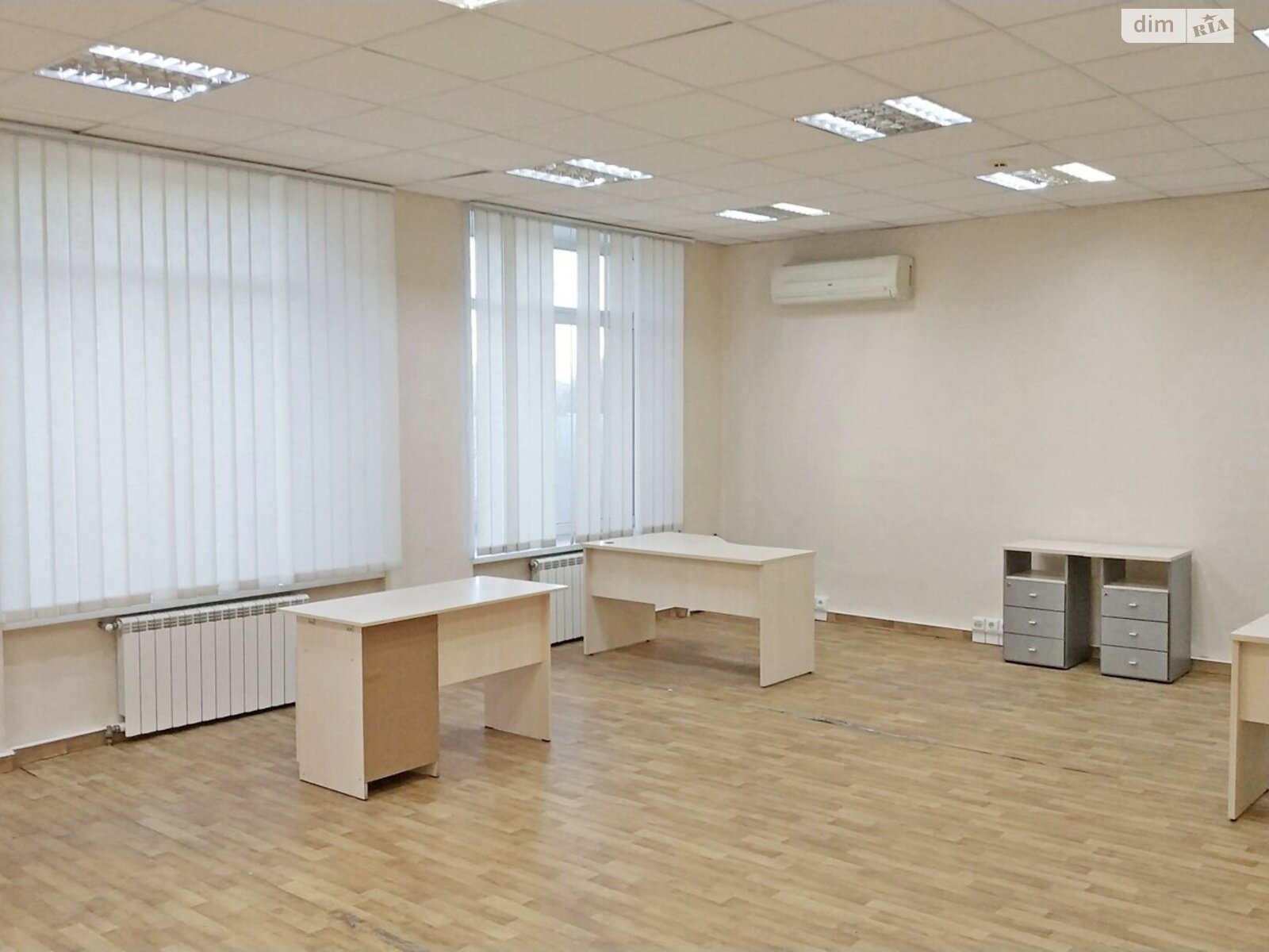 Оренда офісного приміщення в Києві, Березнева вулиця, приміщень - 1, поверх - 3 фото 1 Оренда офісного приміщення в Києві, Березнева вулиця, приміщень - 1, поверх - 3 фото 1