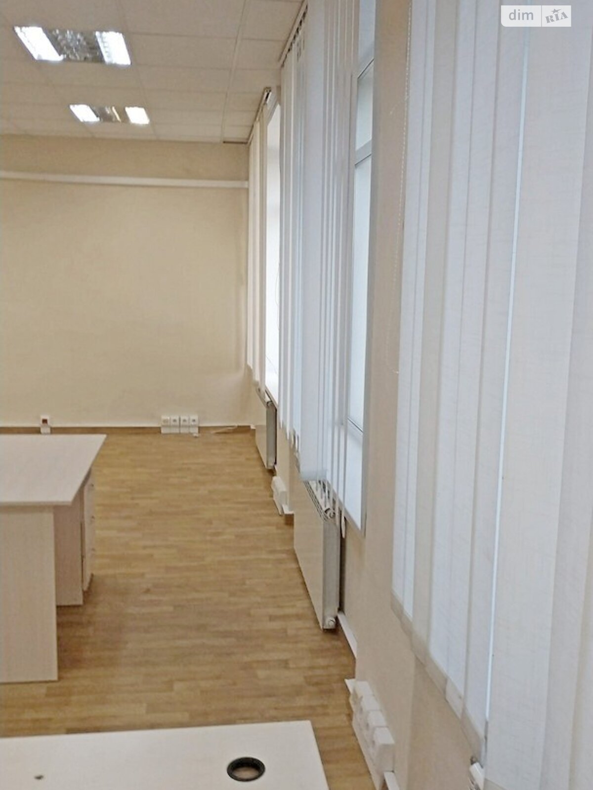Оренда офісного приміщення в Києві, Березнева вулиця, приміщень - 1, поверх - 3 фото 1 Оренда офісного приміщення в Києві, Березнева вулиця, приміщень - 1, поверх - 3 фото 1