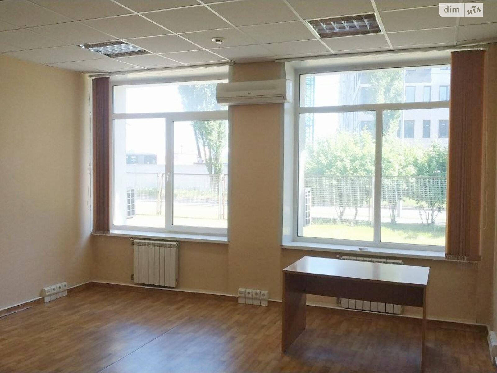 Оренда офісного приміщення в Києві, Березнева вулиця, приміщень - 2, поверх - 1 фото 1 Оренда офісного приміщення в Києві, Березнева вулиця, приміщень - 2, поверх - 1 фото 1