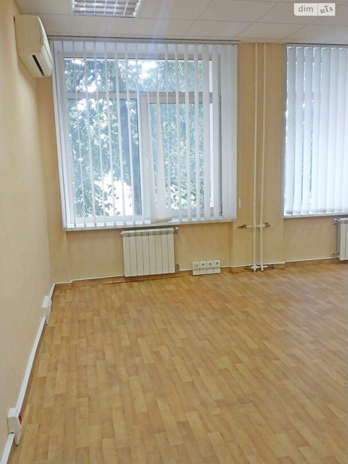 Оренда офісного приміщення в Києві, Березнева вулиця, приміщень - 3, поверх - 2 фото 1 Оренда офісного приміщення в Києві, Березнева вулиця, приміщень - 3, поверх - 2 фото 1