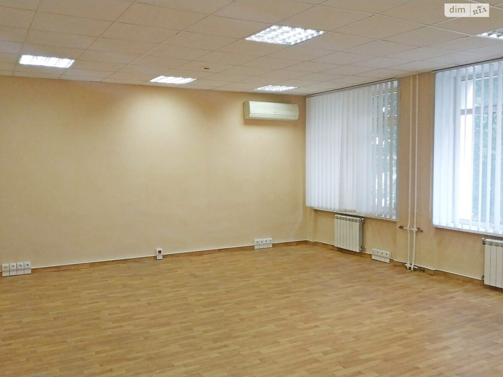 Оренда офісного приміщення в Києві, Березнева вулиця, приміщень - 4, поверх - 2 фото 1 Оренда офісного приміщення в Києві, Березнева вулиця, приміщень - 4, поверх - 2 фото 1