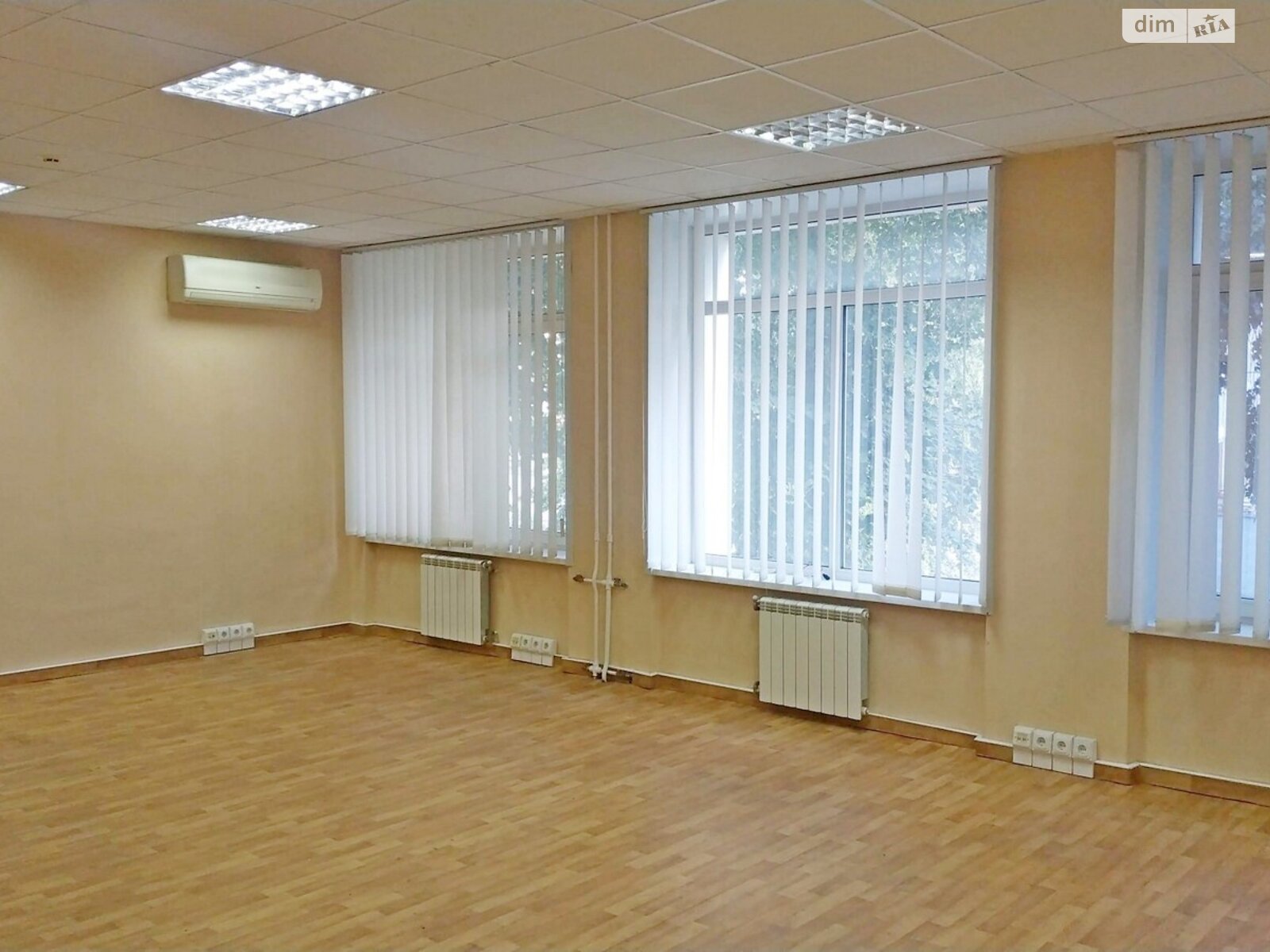 Оренда офісного приміщення в Києві, Березнева вулиця, приміщень - 2, поверх - 2 фото 1 Оренда офісного приміщення в Києві, Березнева вулиця, приміщень - 2, поверх - 2 фото 1