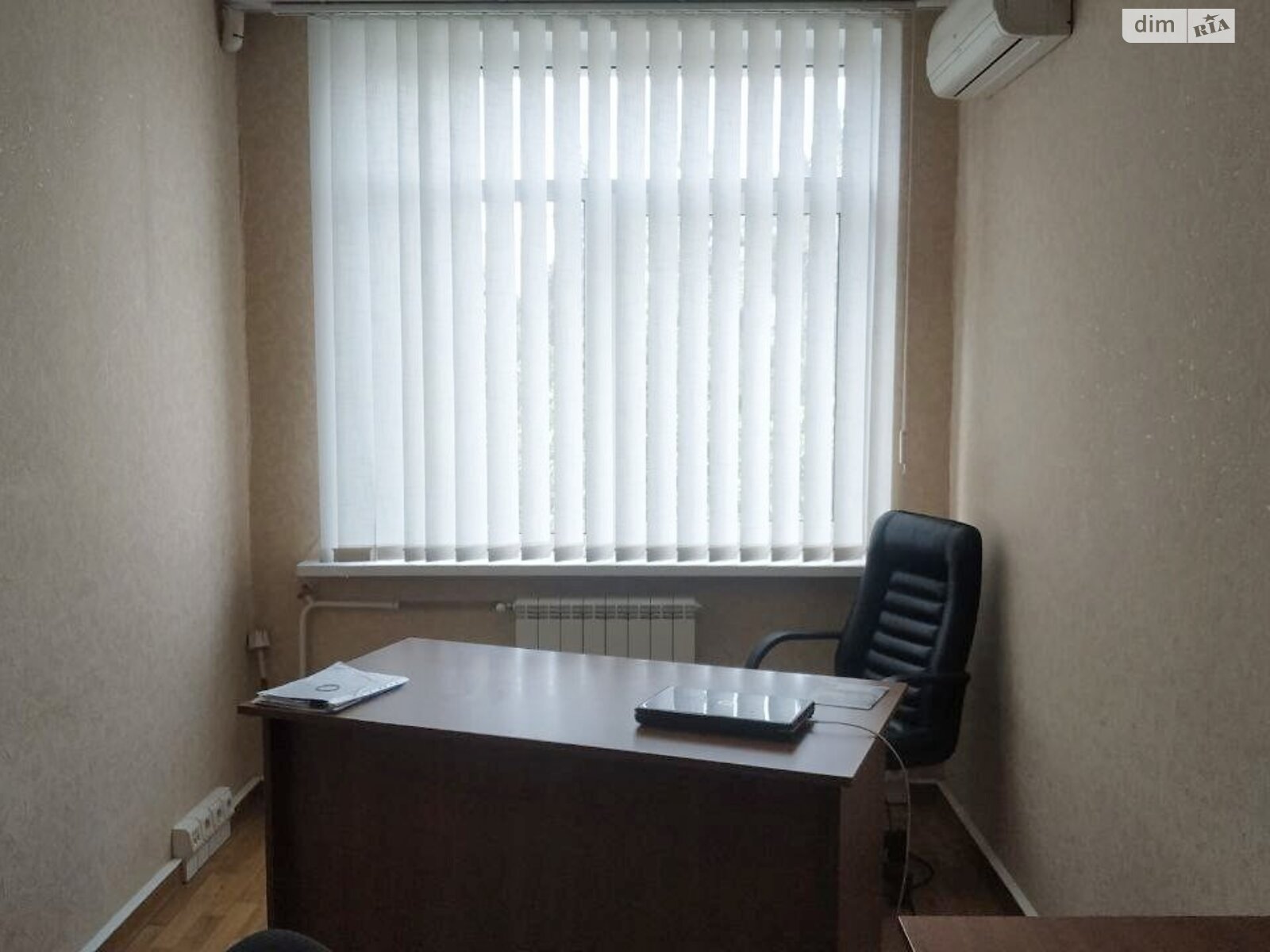 Оренда офісного приміщення в Києві, Березнева вулиця, приміщень - 1, поверх - 3 фото 1 Оренда офісного приміщення в Києві, Березнева вулиця, приміщень - 1, поверх - 3 фото 1