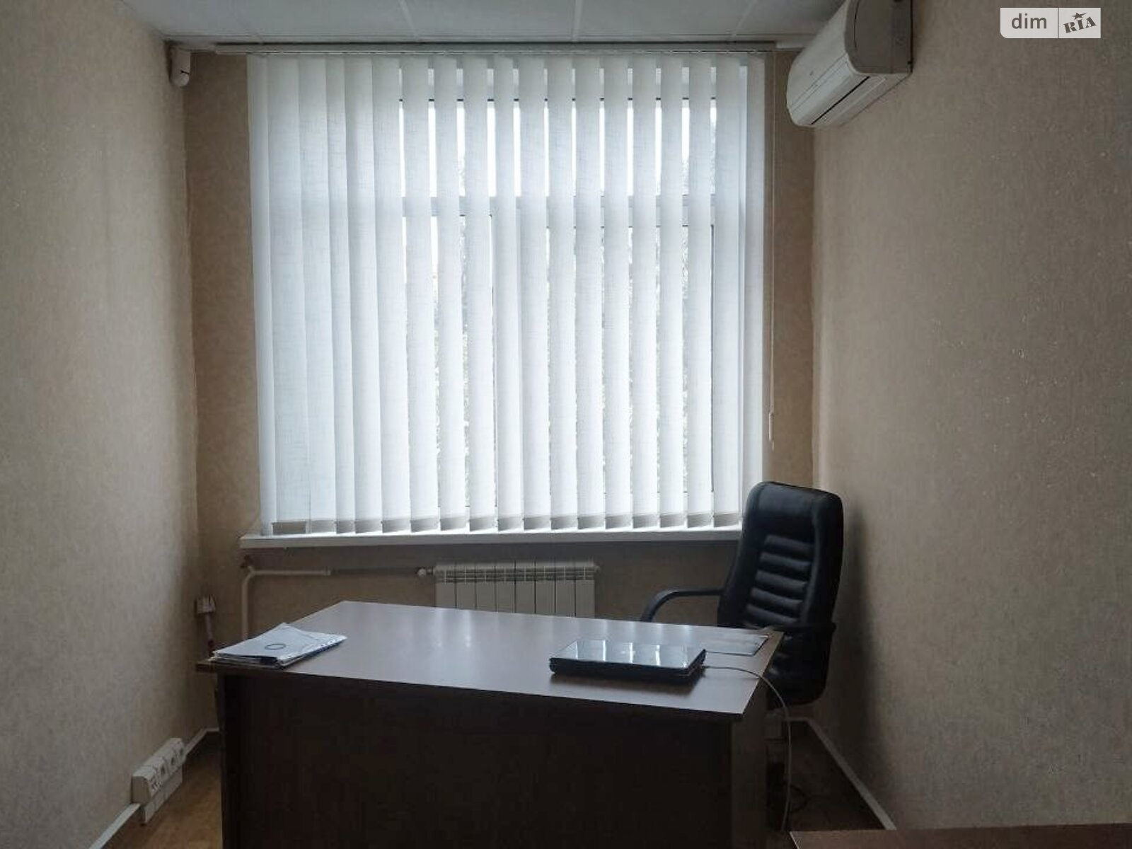 Оренда офісного приміщення в Києві, Березнева вулиця, приміщень - 1, поверх - 3 фото 1 Оренда офісного приміщення в Києві, Березнева вулиця, приміщень - 1, поверх - 3 фото 1