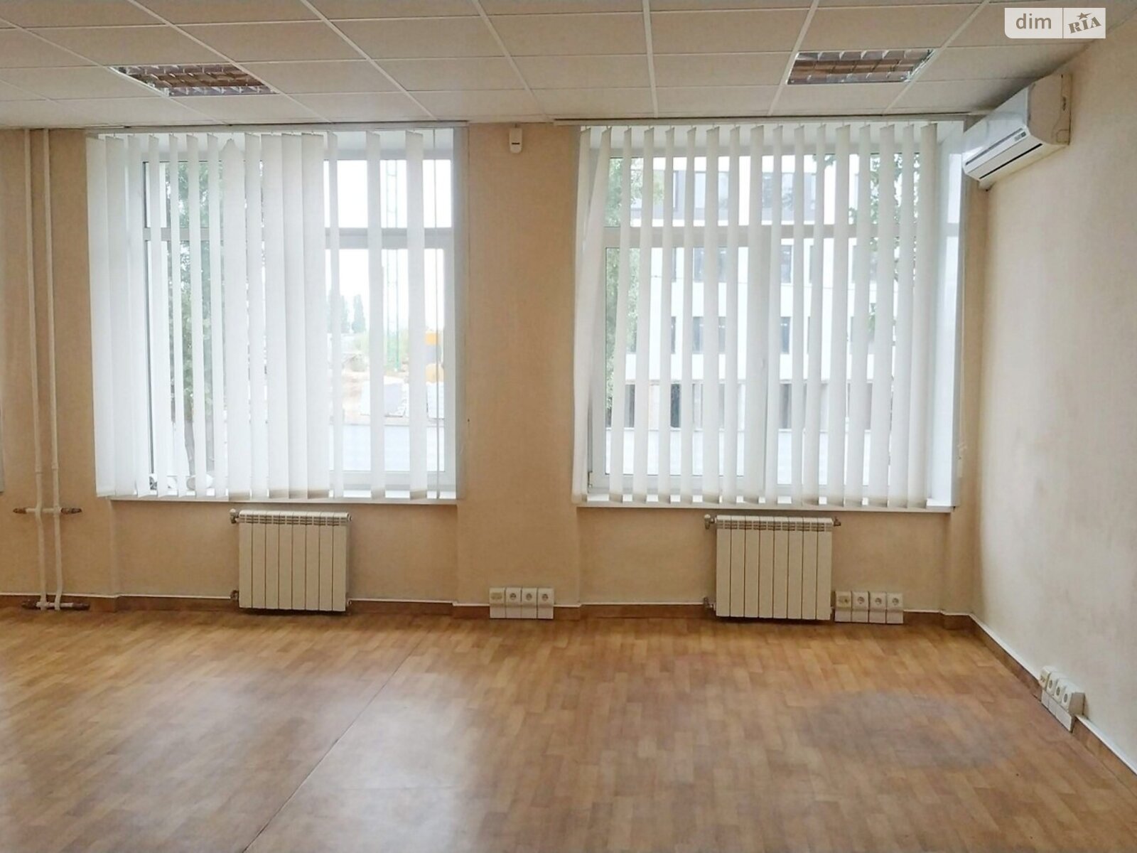 Оренда офісного приміщення в Києві, Березнева вулиця, приміщень - 1, поверх - 2 фото 1 Оренда офісного приміщення в Києві, Березнева вулиця, приміщень - 1, поверх - 2 фото 1