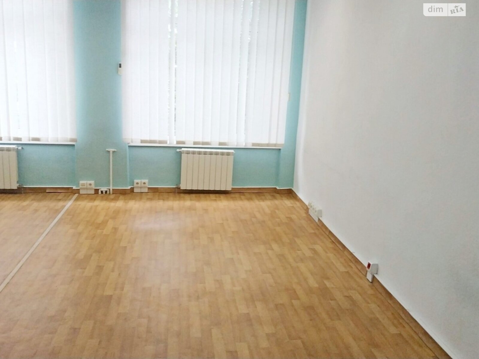 Оренда офісного приміщення в Києві, Березнева вулиця, приміщень - 2, поверх - 3 фото 1 Оренда офісного приміщення в Києві, Березнева вулиця, приміщень - 2, поверх - 3 фото 1