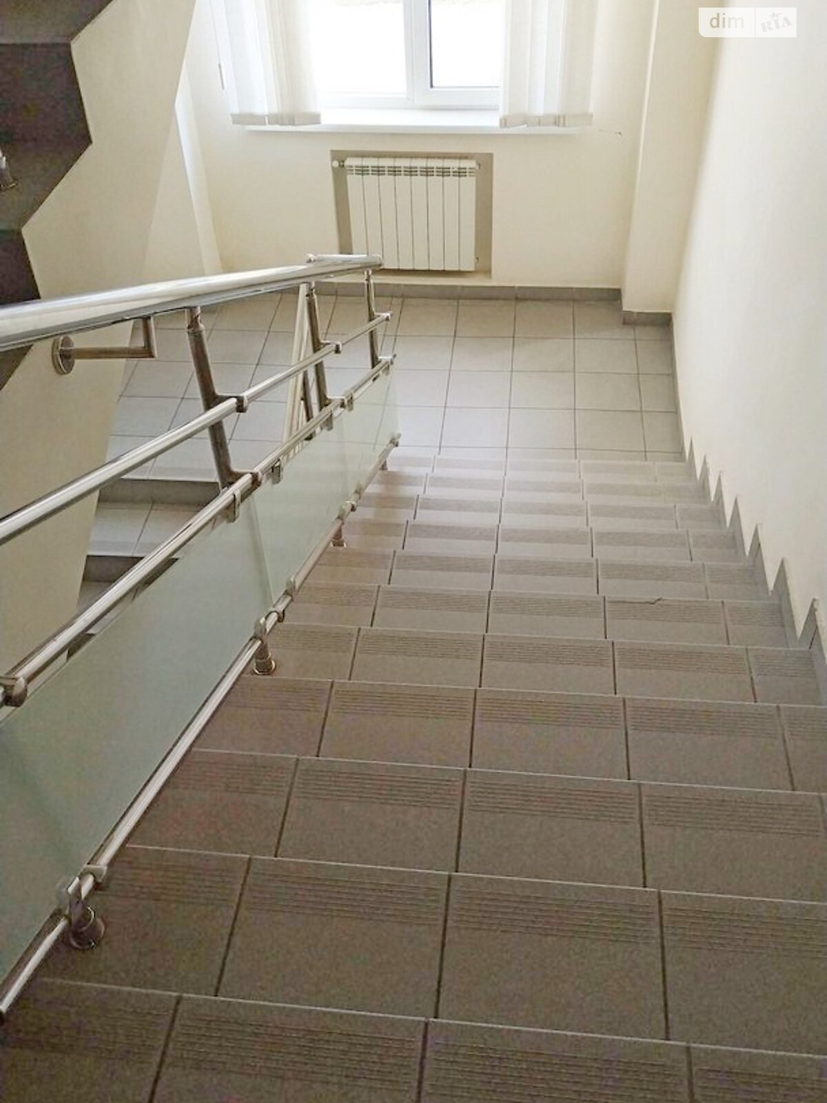 Оренда офісного приміщення в Києві, Березнева вулиця, приміщень - 1, поверх - 1 фото 1 Оренда офісного приміщення в Києві, Березнева вулиця, приміщень - 1, поверх - 1 фото 1