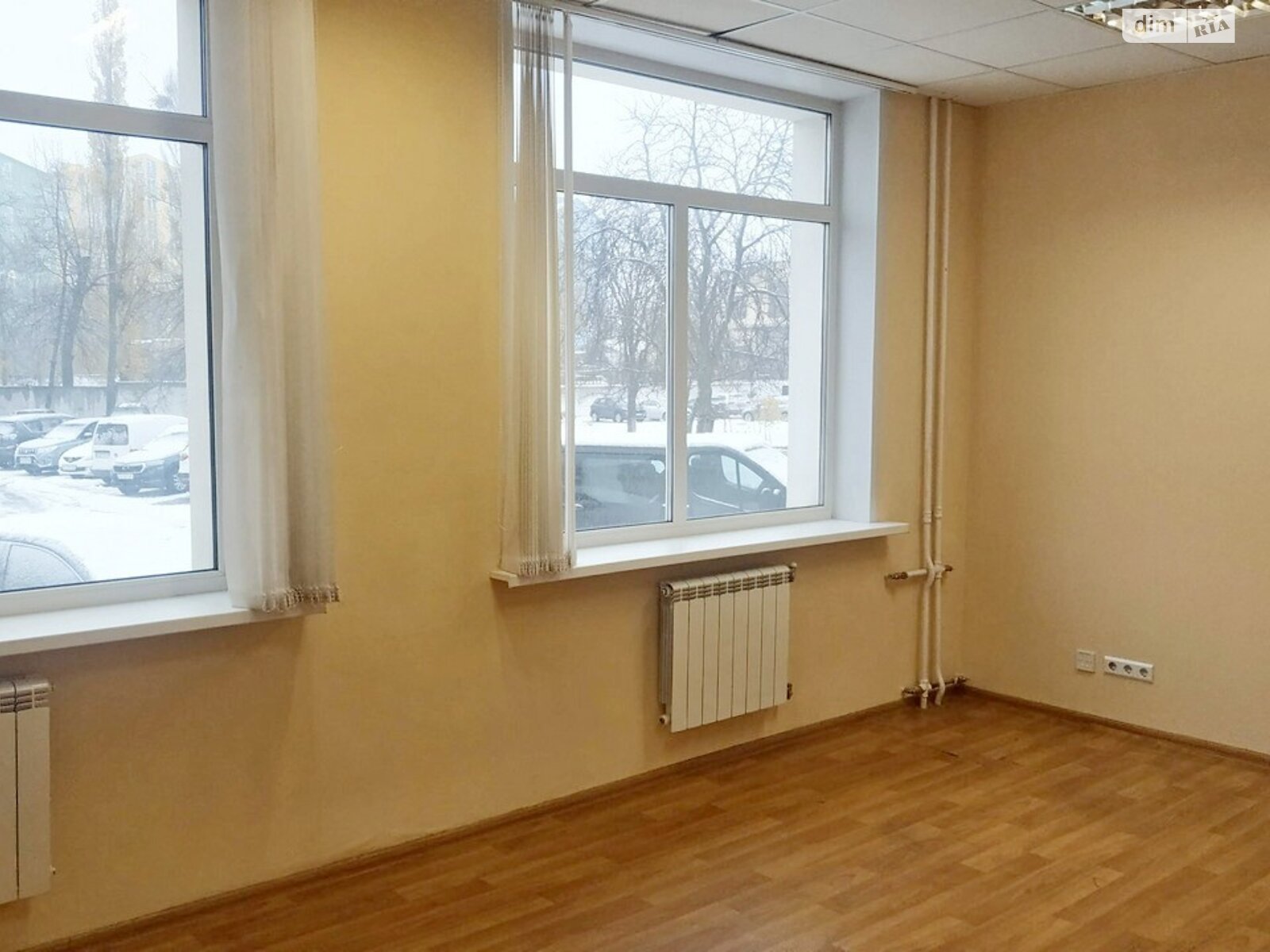 Оренда офісного приміщення в Києві, Березнева вулиця, приміщень - 1, поверх - 1 фото 1 Оренда офісного приміщення в Києві, Березнева вулиця, приміщень - 1, поверх - 1 фото 1