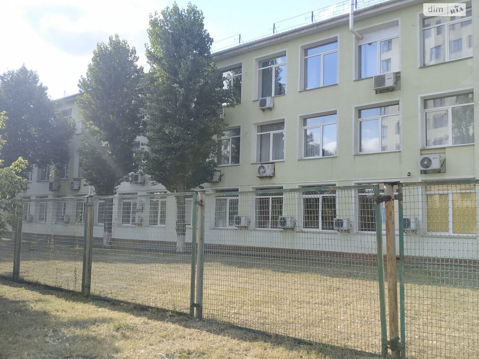 Аренда офисного помещения в Киеве, Мартовская улица, помещений - 1, этаж - 2 фото 1 Аренда офисного помещения в Киеве, Мартовская улица, помещений - 1, этаж - 2 фото 1