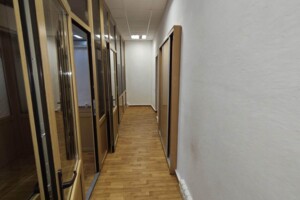 Аренда офисного помещения в Киеве, Мартовская улица, помещений - 4, этаж - 2 фото 2