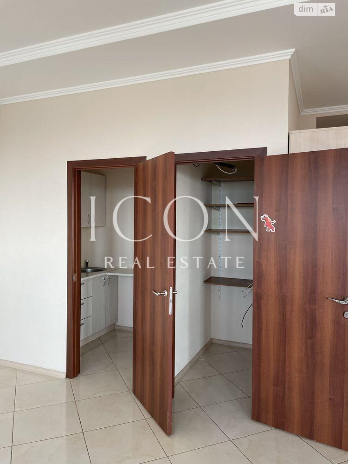 Аренда офисного помещения в Киеве, Павла Тычины проспект 18Б, помещений - 1, этаж - 25 фото 1 Аренда офисного помещения в Киеве, Павла Тычины проспект 18Б, помещений - 1, этаж - 25 фото 1