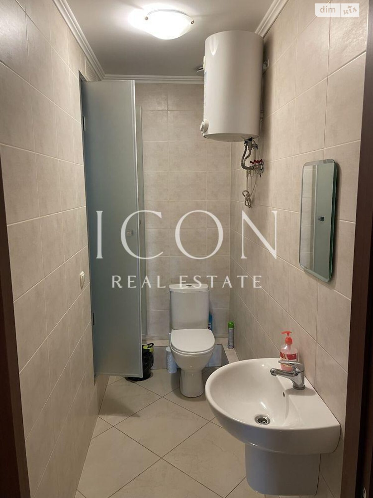 Аренда офисного помещения в Киеве, Павла Тычины проспект 18Б, помещений - 1, этаж - 25 фото 1 Аренда офисного помещения в Киеве, Павла Тычины проспект 18Б, помещений - 1, этаж - 25 фото 1