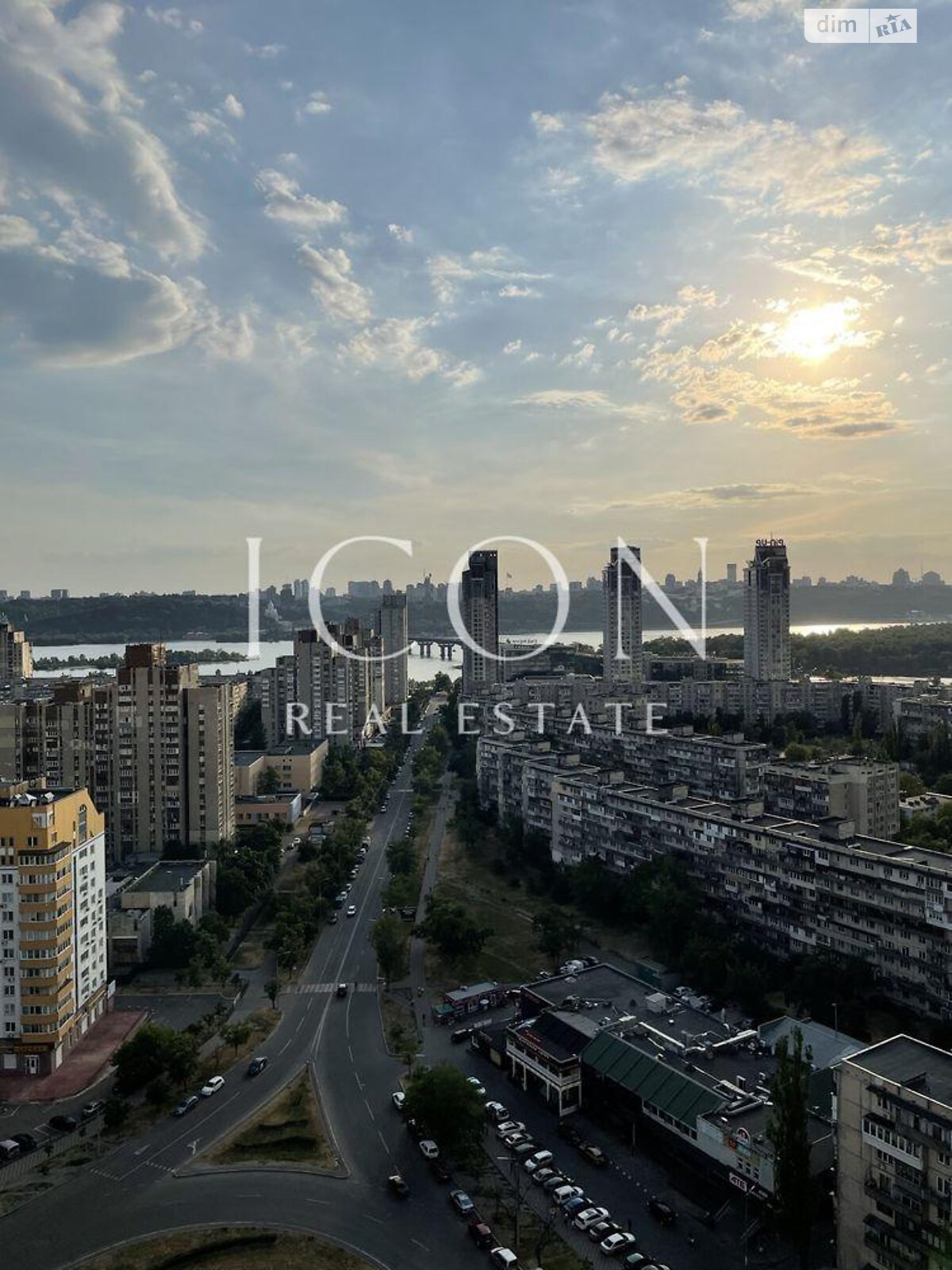 Аренда офисного помещения в Киеве, Павла Тычины проспект 18Б, помещений - 1, этаж - 25 фото 1 Аренда офисного помещения в Киеве, Павла Тычины проспект 18Б, помещений - 1, этаж - 25 фото 1