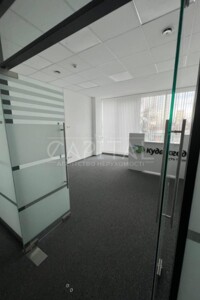 Аренда офисного помещения в Киеве, Тороповского Гергия 2, помещений - 8, этаж - 2 фото 2