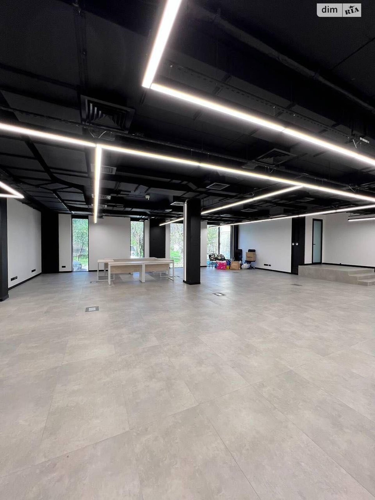 Оренда офісного приміщення в Києві, Красилівська вулиця, приміщень - 1, поверх - 1 фото 1 Оренда офісного приміщення в Києві, Красилівська вулиця, приміщень - 1, поверх - 1 фото 1